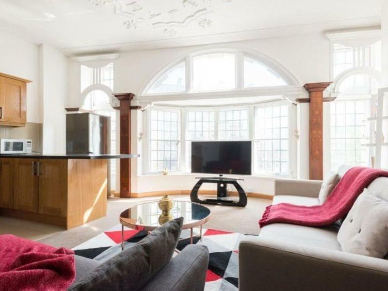 The College Green Loft - Historic Light-Flooded 3Bdr Home بريستول المظهر الخارجي الصورة