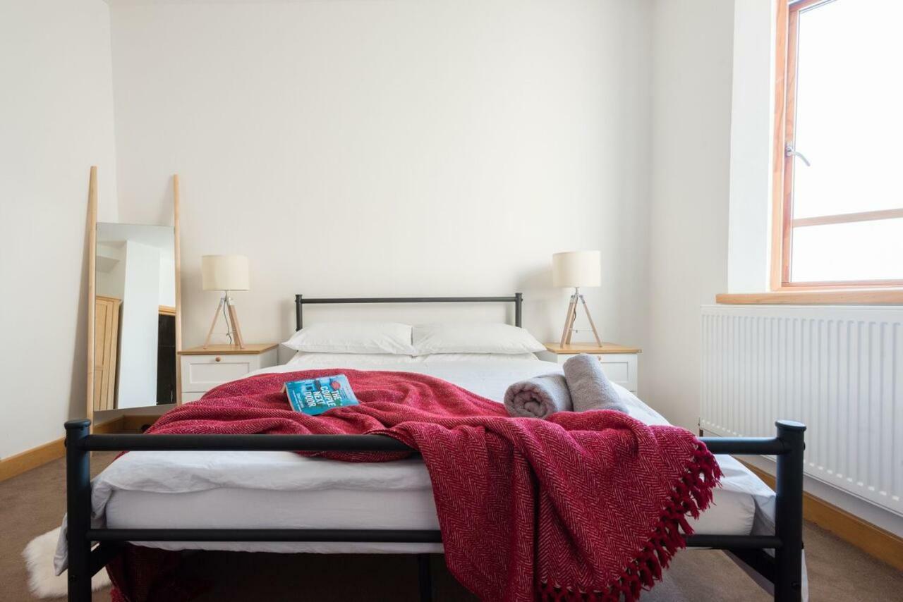 The College Green Loft - Historic Light-Flooded 3Bdr Home بريستول المظهر الخارجي الصورة