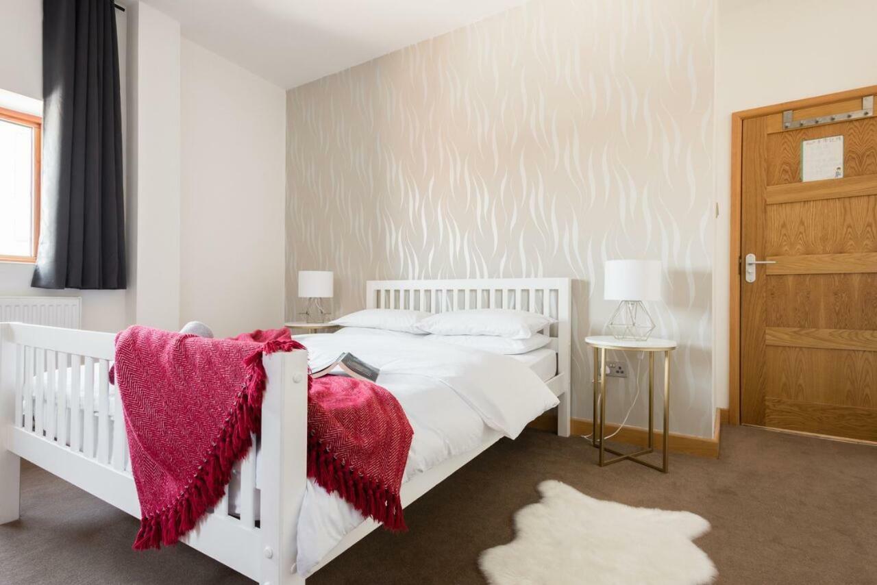 The College Green Loft - Historic Light-Flooded 3Bdr Home بريستول المظهر الخارجي الصورة